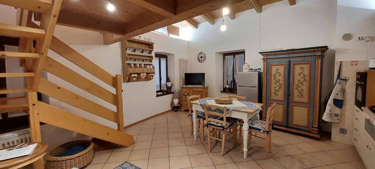 Loft Della Perpetua Di Casa Bernardi, Fuga Romantica Petfriendly Montagnaga  Экстерьер фото