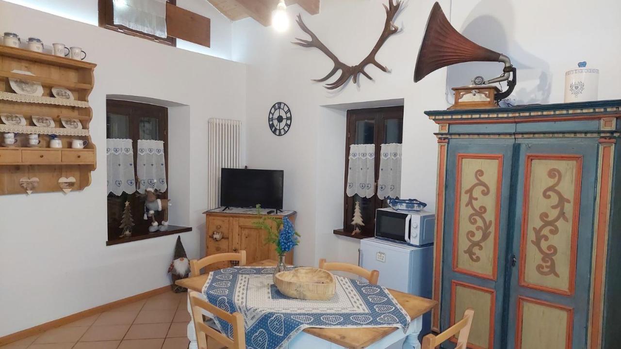 Loft Della Perpetua Di Casa Bernardi, Fuga Romantica Petfriendly Montagnaga  Экстерьер фото
